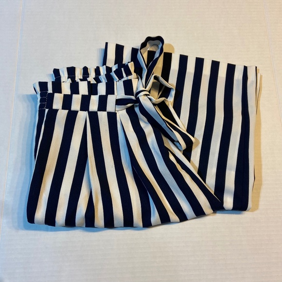 Pantalon Rayé ZARA Blanc Marine - Taille S - Style Blogger